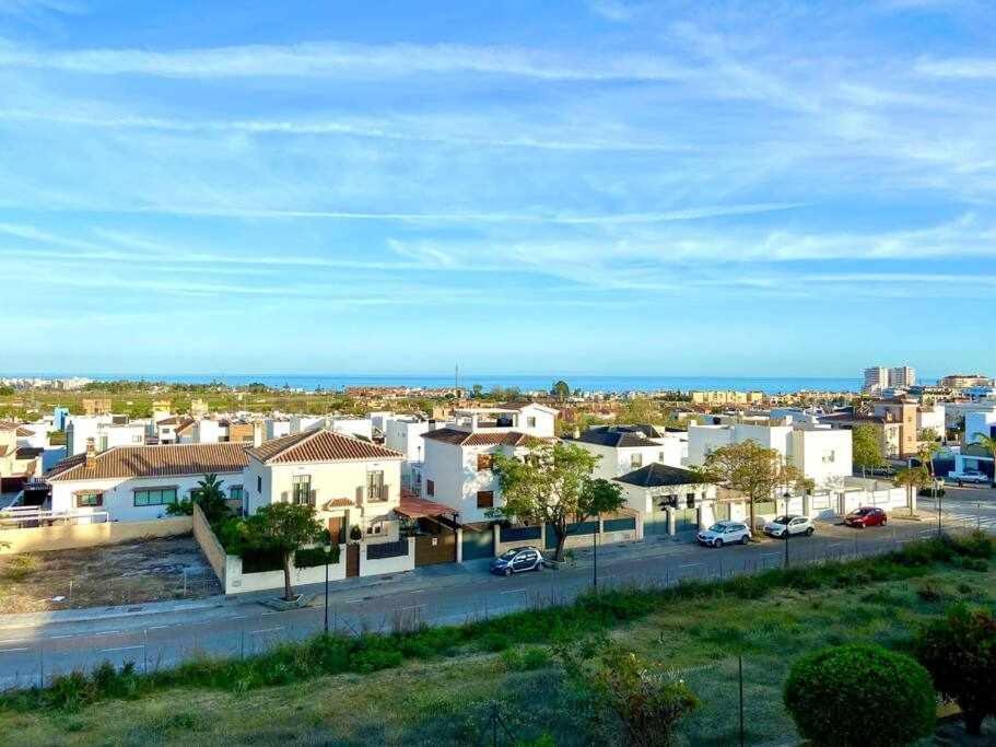 Sea View And Mountains By Solymar Holiday Torre Del Mar Exteriör bild